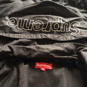 SUPREME HIGHLAND RAIN JACKET